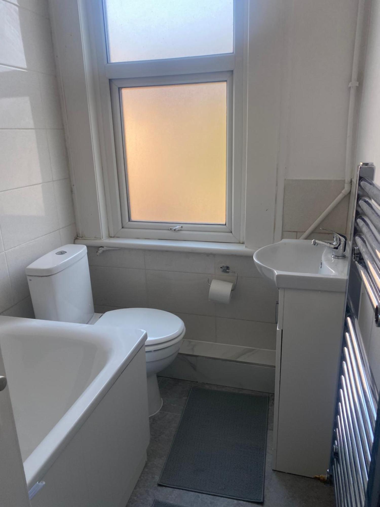 Cosy House In Newham Apartment Лондон Екстериор снимка